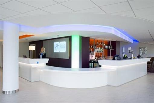 фото отеля Holiday Inn Express Dunstable