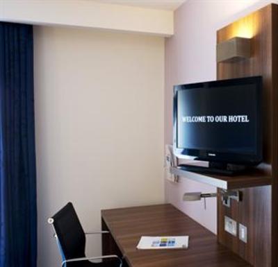 фото отеля Holiday Inn Express Dunstable