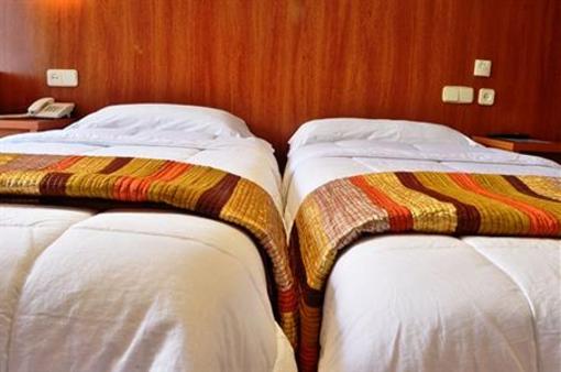 фото отеля Hostal Ciudad Condal Barcelona