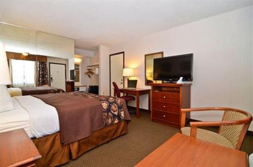 фото отеля BEST WESTERN Raintree Motor Inn