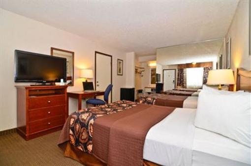 фото отеля BEST WESTERN Raintree Motor Inn