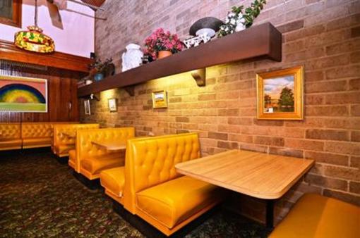 фото отеля BEST WESTERN Raintree Motor Inn
