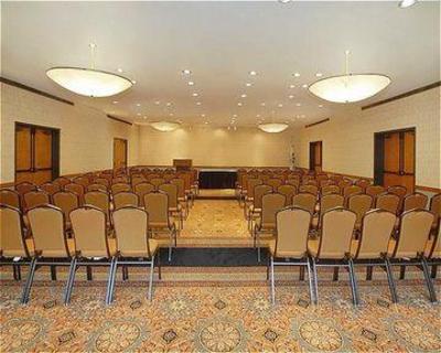 фото отеля Holiday Inn Express Sacramento Convention Center