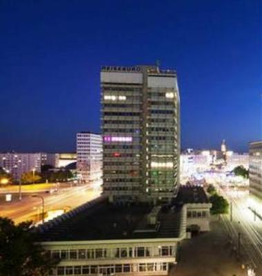 фото отеля Hotel Indigo Berlin Centre Alexanderplatz