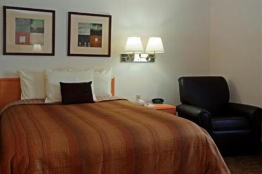 фото отеля Candlewood Suites Houston-Town & Country