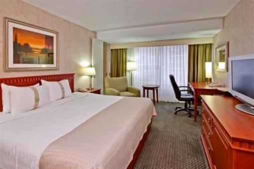 фото отеля Holiday Inn Montreal Midtown