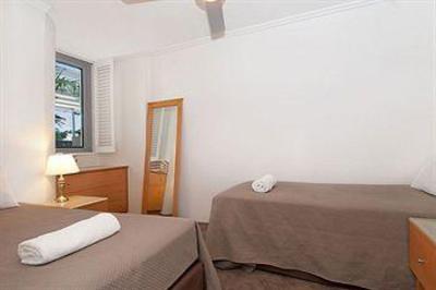фото отеля Fairshore Beachfront Apartments Noosa