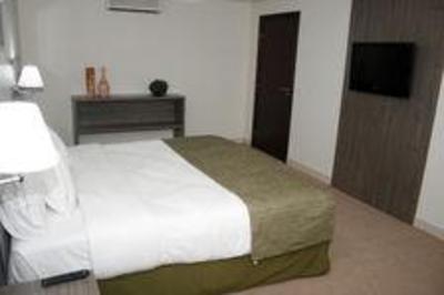 фото отеля Holiday Inn Express Cuiaba