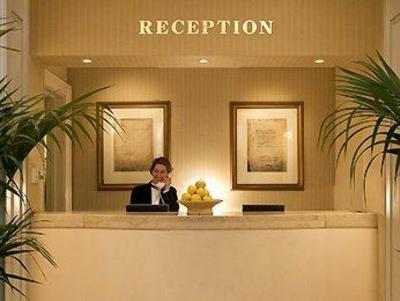 фото отеля Grand Mercure Flinders Lane Apartments