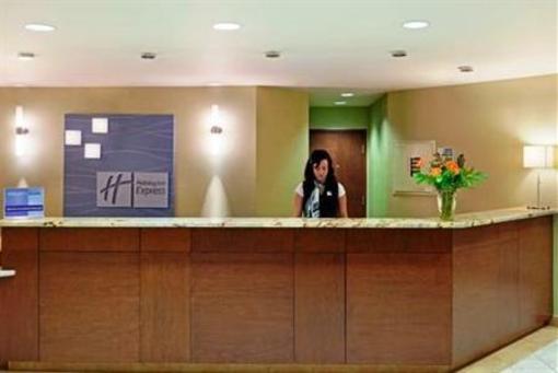 фото отеля Holiday Inn Express St. Jean sur Richelieu