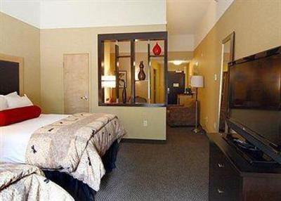 фото отеля Cambria Suites Traverse City