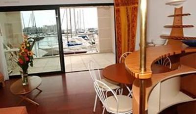 фото отеля Residence Le Quai Des Princes Cap D Ail