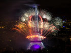 Новый год: лучшие фейерверки (ч.2) - Fireworks, Eiffel Tower, Paris, France / Flickr, Hervé Lacroix