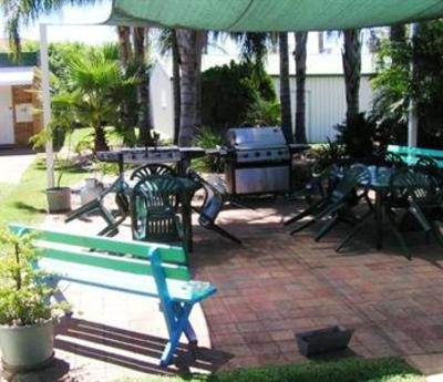фото отеля Tommo's Motor Lodge