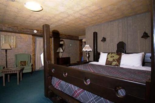 фото отеля Ravenwood Castle Accommodations New Plymouth (Ohio)