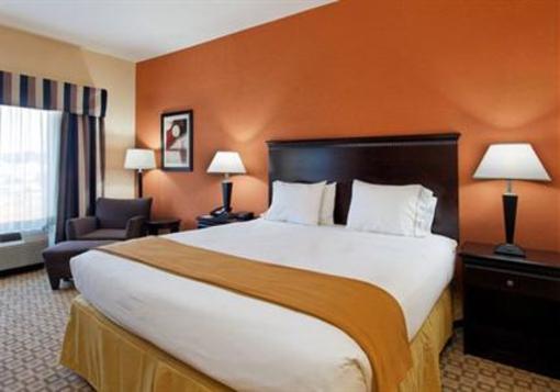 фото отеля Holiday Inn Express Hotel & Suites Talladega