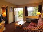 фото отеля Travelers Inn & Suites Chula Vista