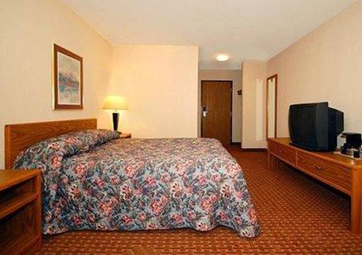 фото отеля Baymont Inn & Suites Wisconsin Dells