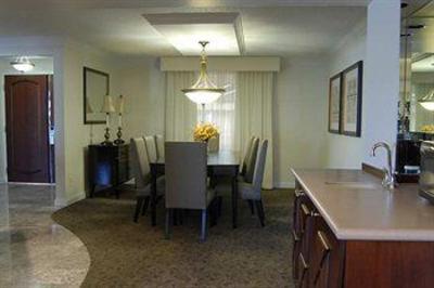 фото отеля Embassy Suites Hotel Cincinnati - Rivercenter / Covington