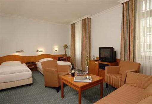 фото отеля Hotel Astoria Dusseldorf