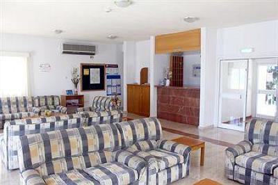 фото отеля Sunny Hill Hotel Apartments Paphos