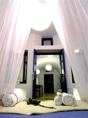 фото отеля Gabbiano Apartments Oia (Greece)