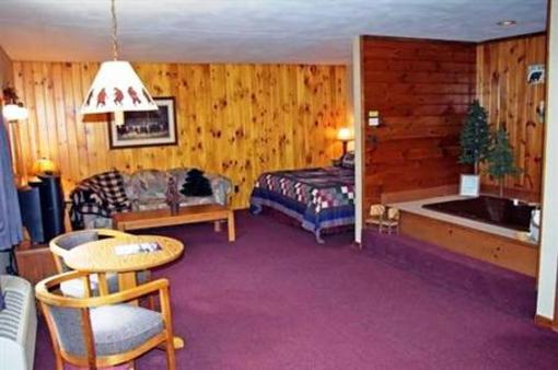 фото отеля Adirondack Lodge Old Forge