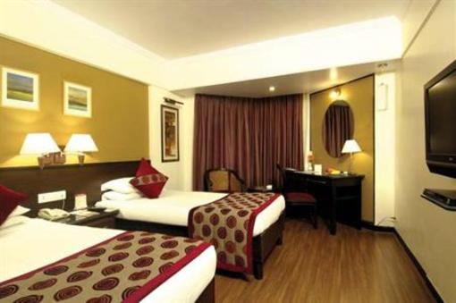 фото отеля Ramee Guestline Hotel, Juhu