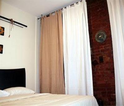 фото отеля Direct Loft Apartments at 167 Bleecker Street New York City