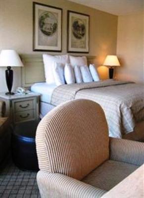 фото отеля Holiday Inn Airport West Saint Louis Earth City