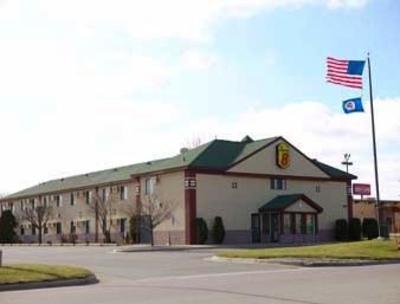 фото отеля Super 8 Motel Fairmont (Minnesota)