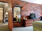 фото отеля Baymont Inn & Suites Madison East