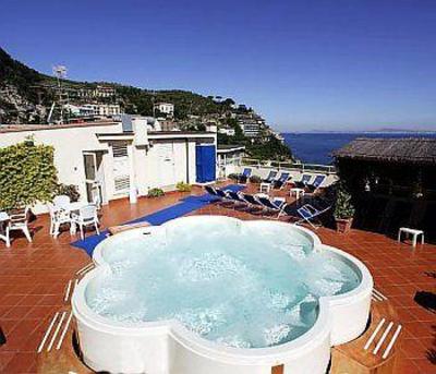 фото отеля Tirrenia Hotel Sorrento