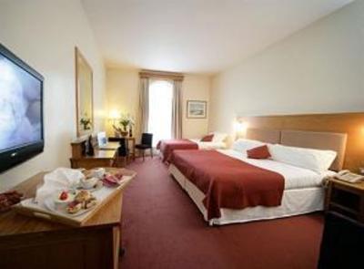 фото отеля Dunadry Hotel & Country Club