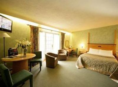 фото отеля Dunadry Hotel & Country Club