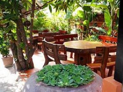 фото отеля Bou Savy Guest House