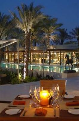 фото отеля Desert Palm Hotel Dubai
