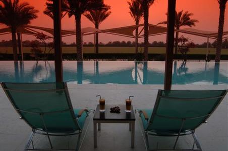 фото отеля Desert Palm Hotel Dubai