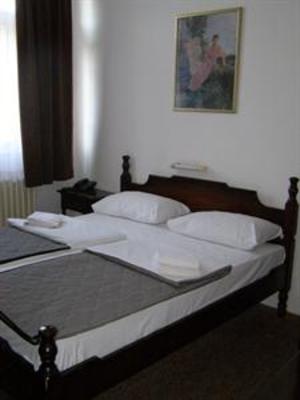 фото отеля Hotel Dom Beograd