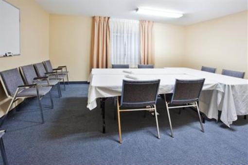 фото отеля Candlewood Suites Kalamazoo