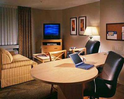 фото отеля Candlewood Suites Kalamazoo