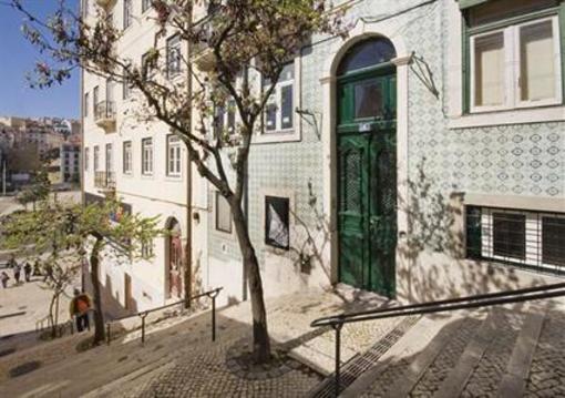 фото отеля Rent4days Oliveirinha Apartments Lisboa