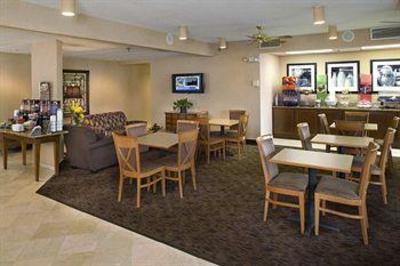 фото отеля Hampton Inn Oak Ridge