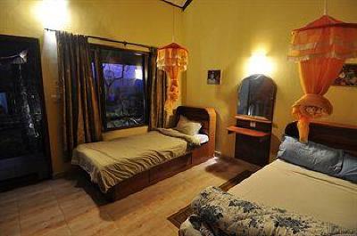 фото отеля Chitwan Forest Resort