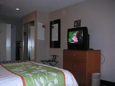 фото отеля Fairfield Inn & Suites - Hayward