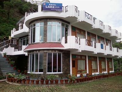 фото отеля Hotel Lake Inn Bhimtal
