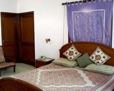 фото отеля The Signature Crest - Shraddha Cottage-Serviced Apartment