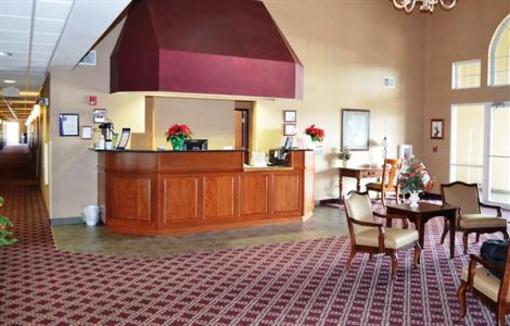 фото отеля Centerstone Inn & Suites Maquoketa