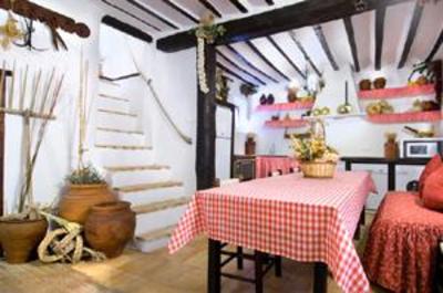 фото отеля La Casa del Polvorista Apartment Brea de Tajo