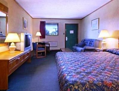 фото отеля American Inn Hurricane (West Virginia)